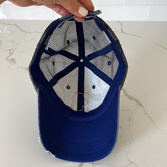 Gracie Designs Illinois State Shape Distressed Trucker Hat with Fabric - Picture 2 of 8